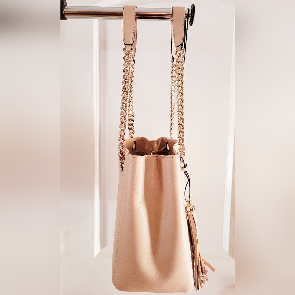 โค๏ธ Authentic Valentino Leather Cream Shoulder Bag - Picture 5 of 9